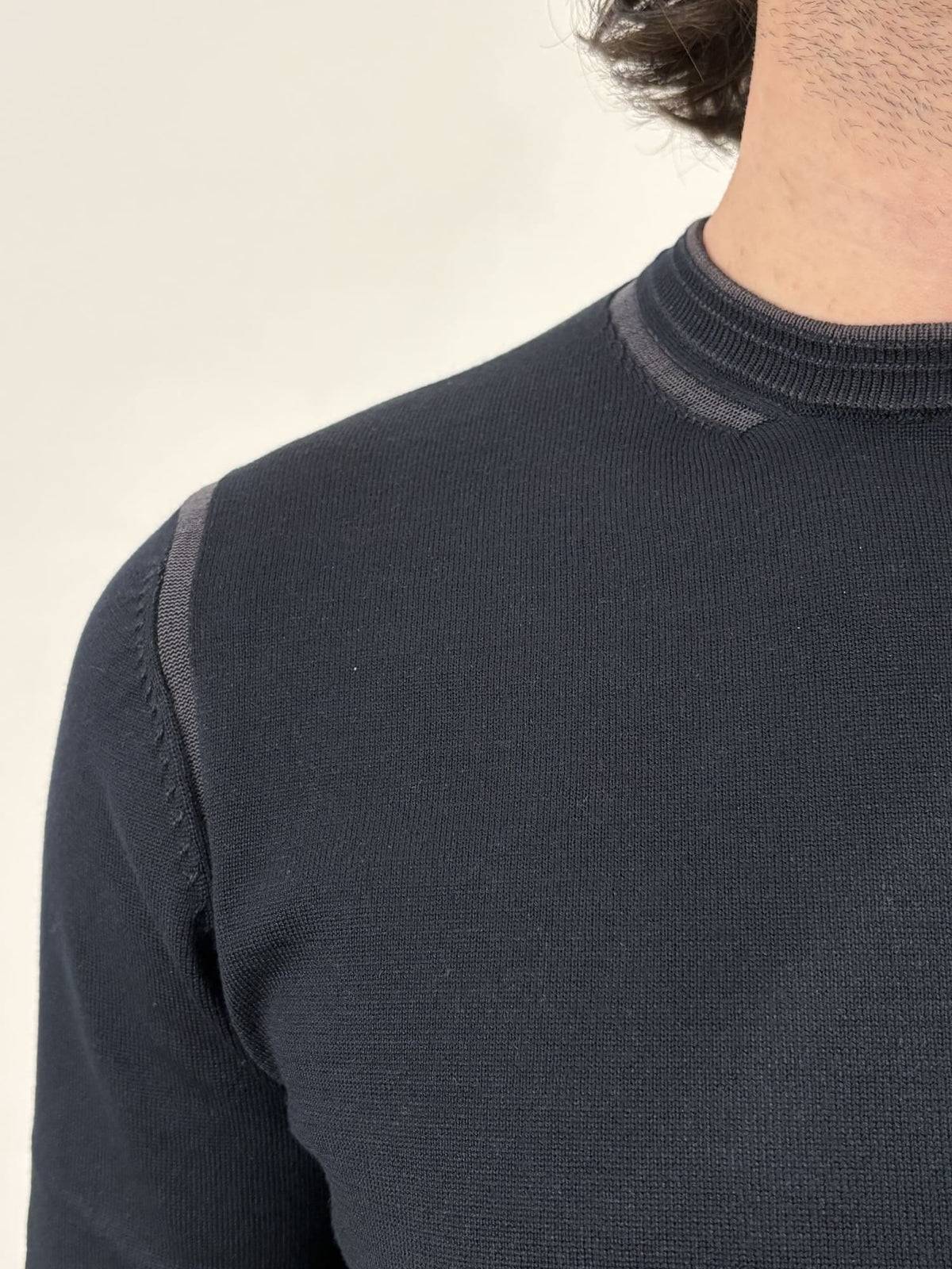Maglioncino girocollo basic