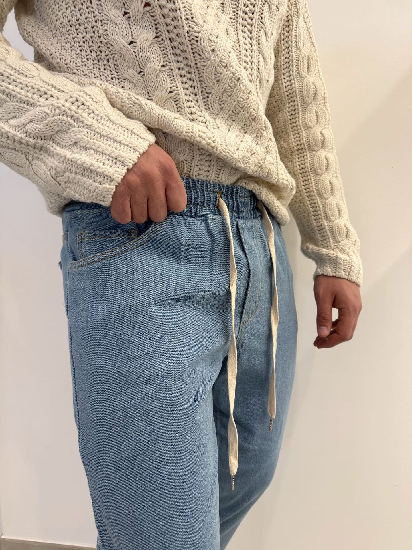 Jeans basic con molla