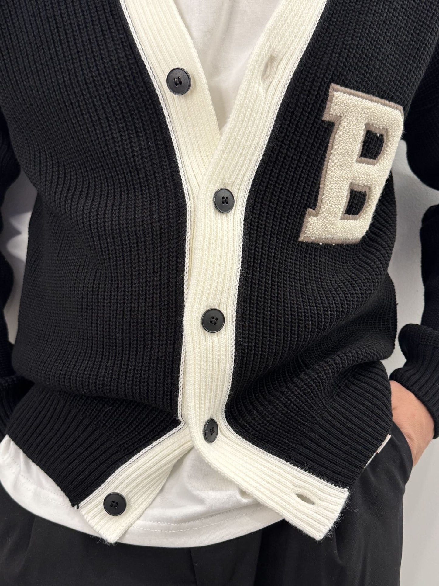 Cardigan Blacksvnday college nero