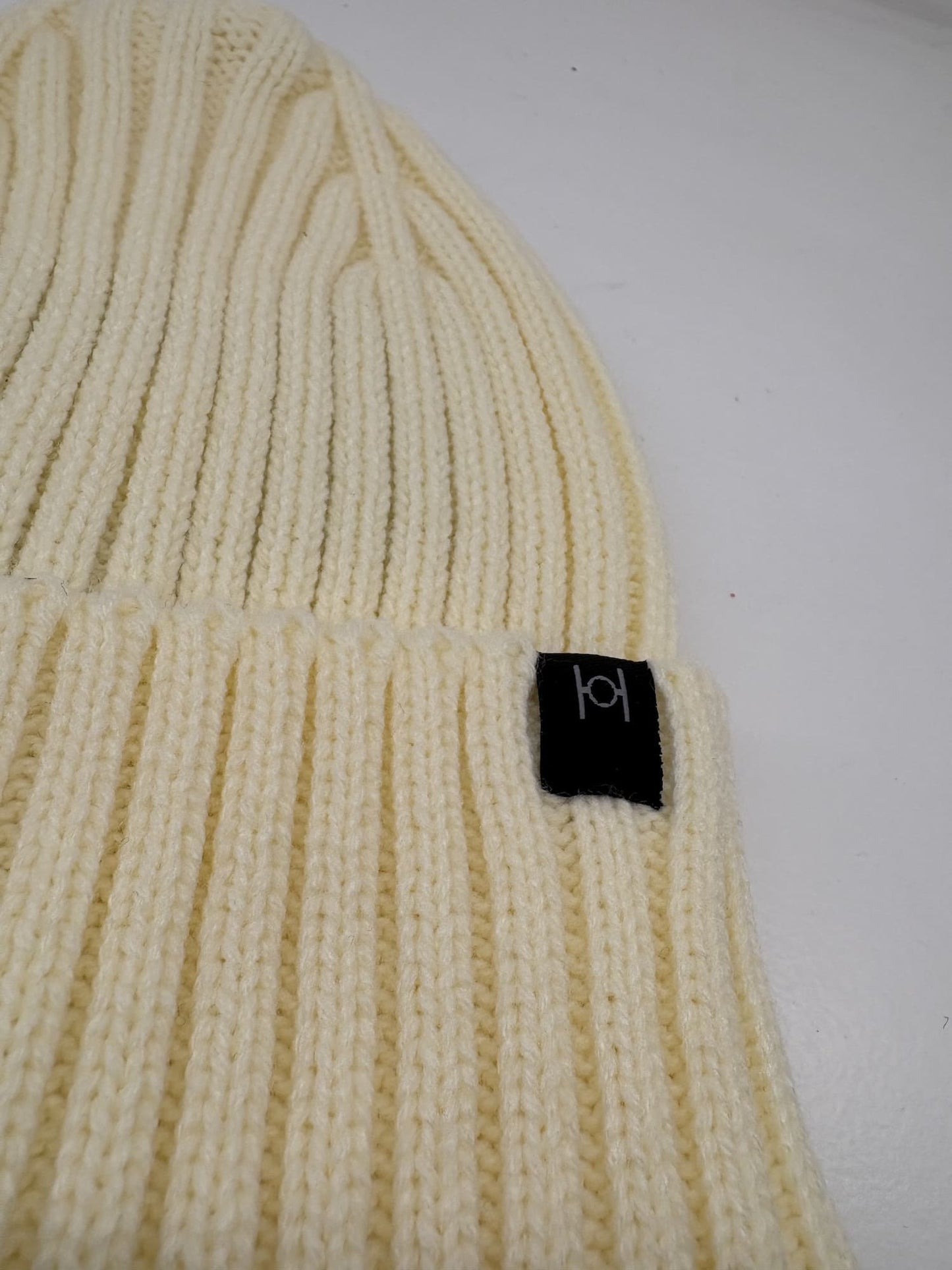 Cappello Hamaki-Ho in misto lana off white