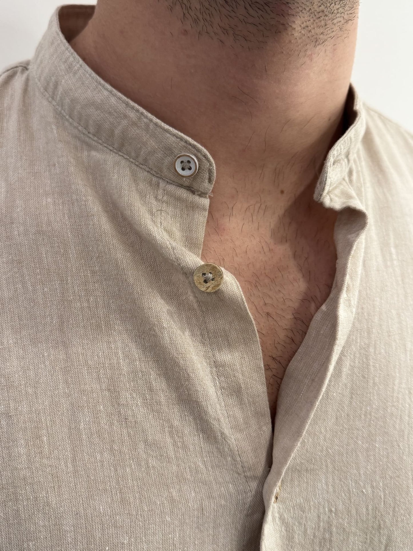 Camicia collo coreano in lino