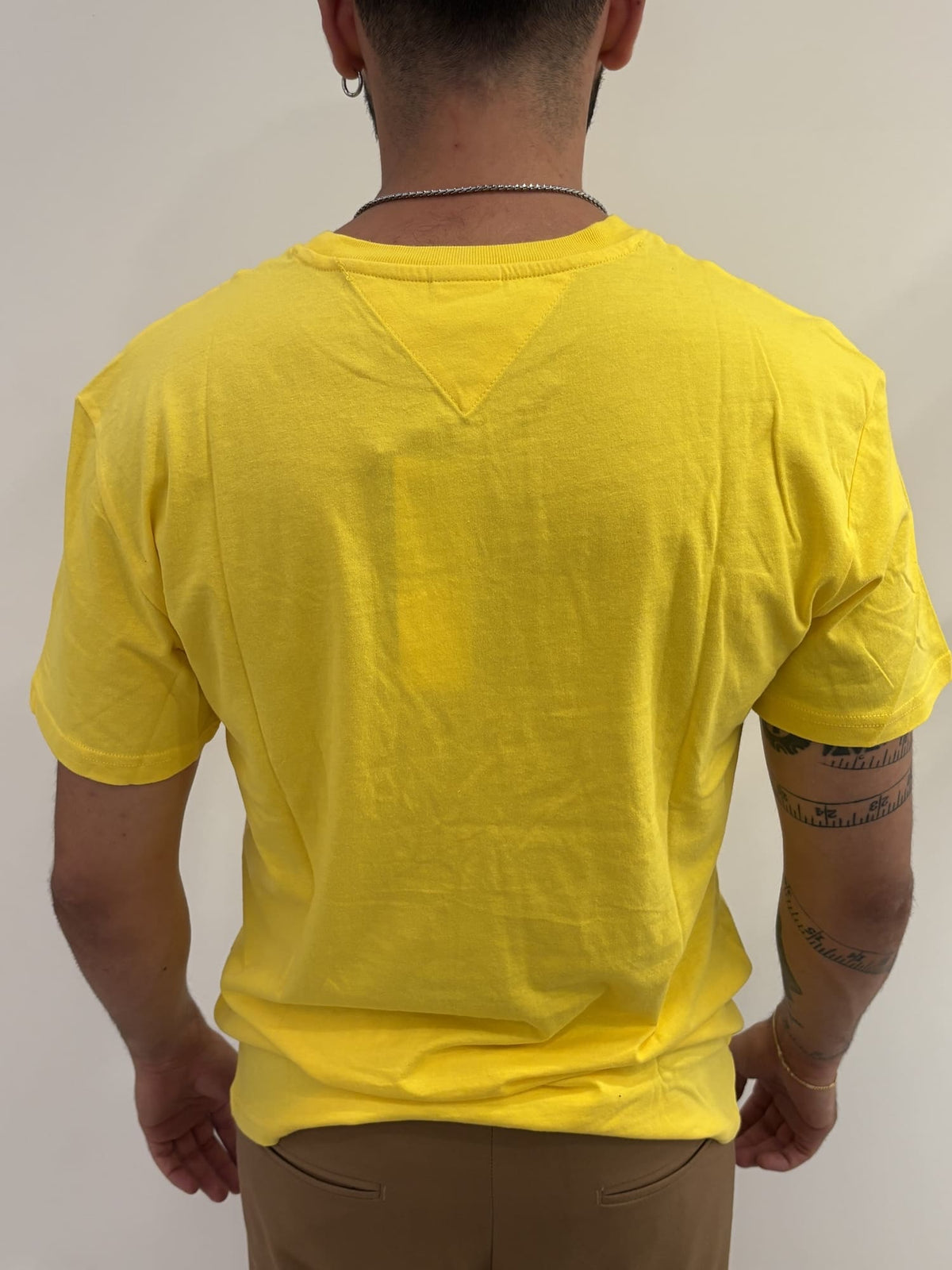 T-shirt Tommy jeans con logo ricamato