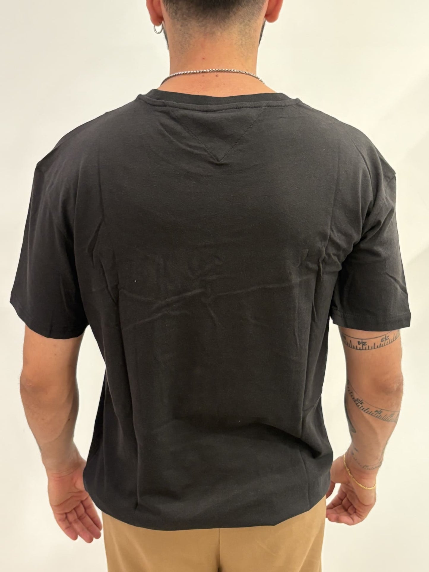 T-shirt Tommy jeans con logo ricamato