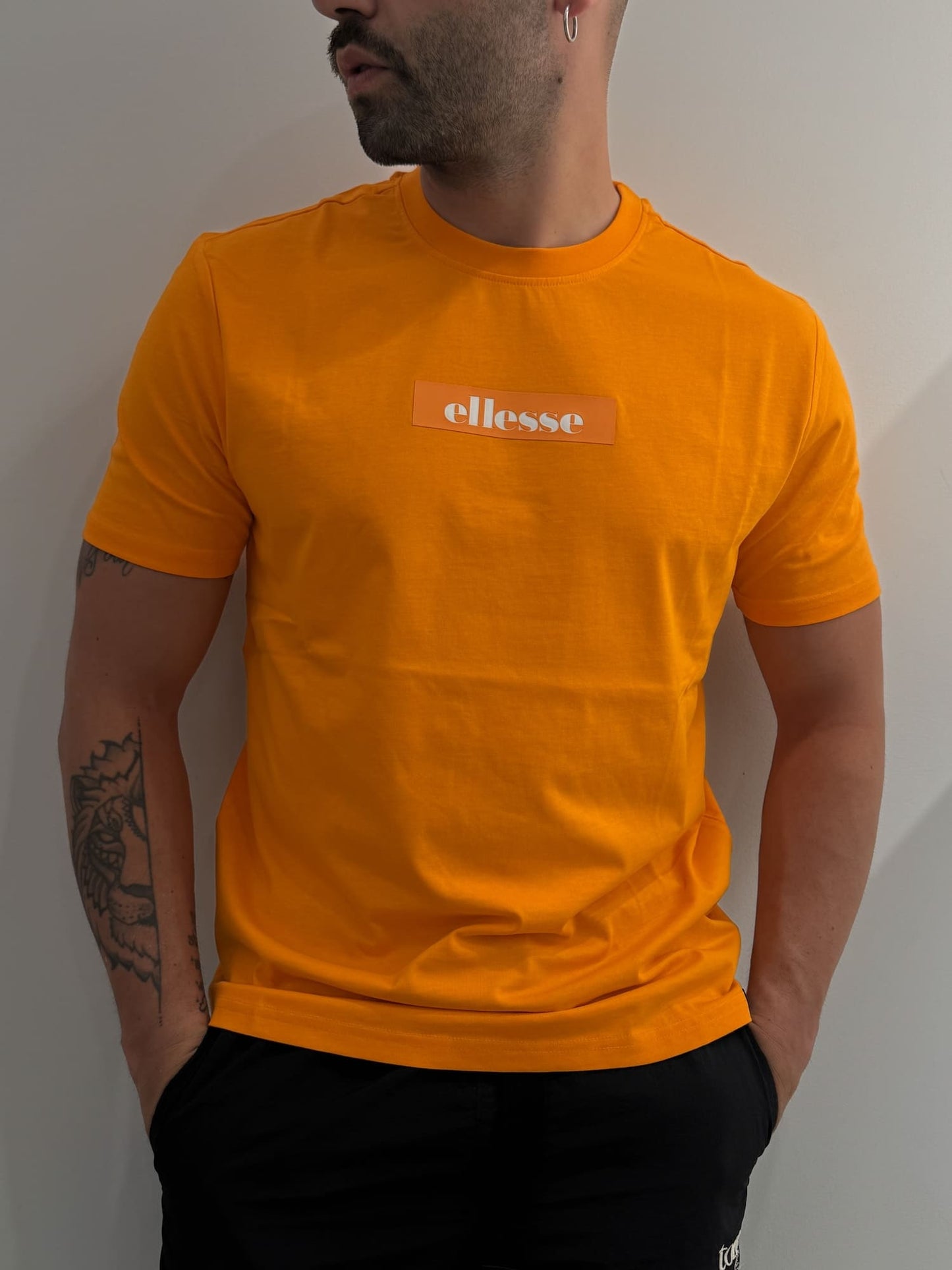 T-shirt Ellesse con stampa centrale
