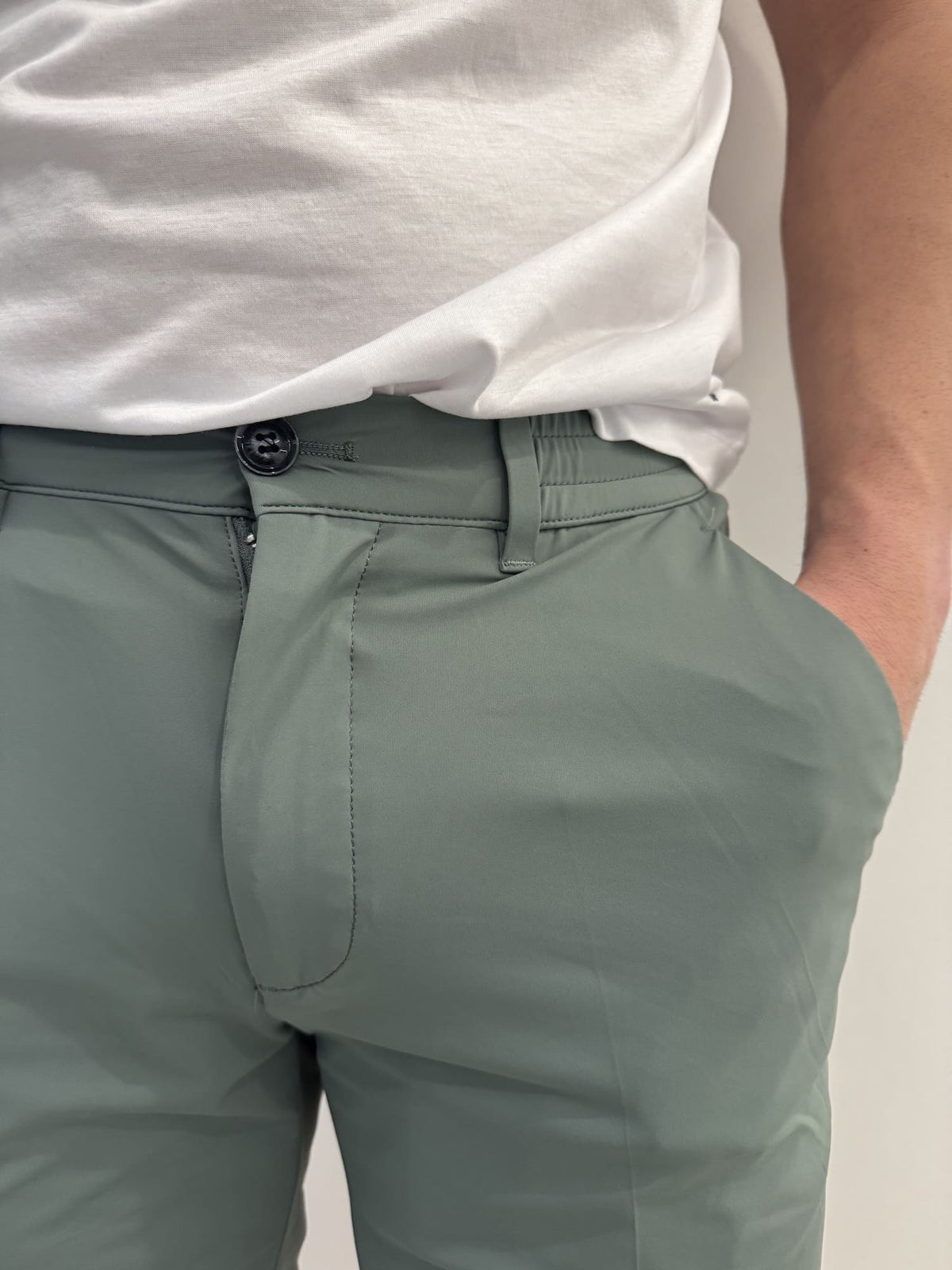 Bermuda tessuto tecnico bi-stretch