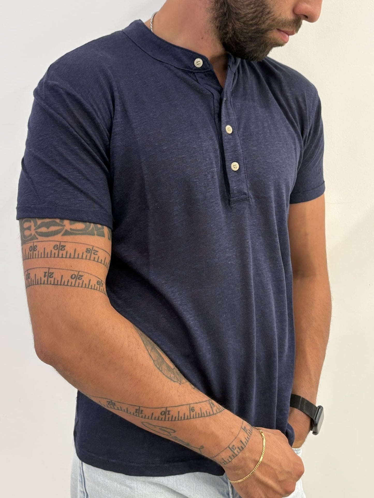 Polo maniche corte con collo alla coreana in lino