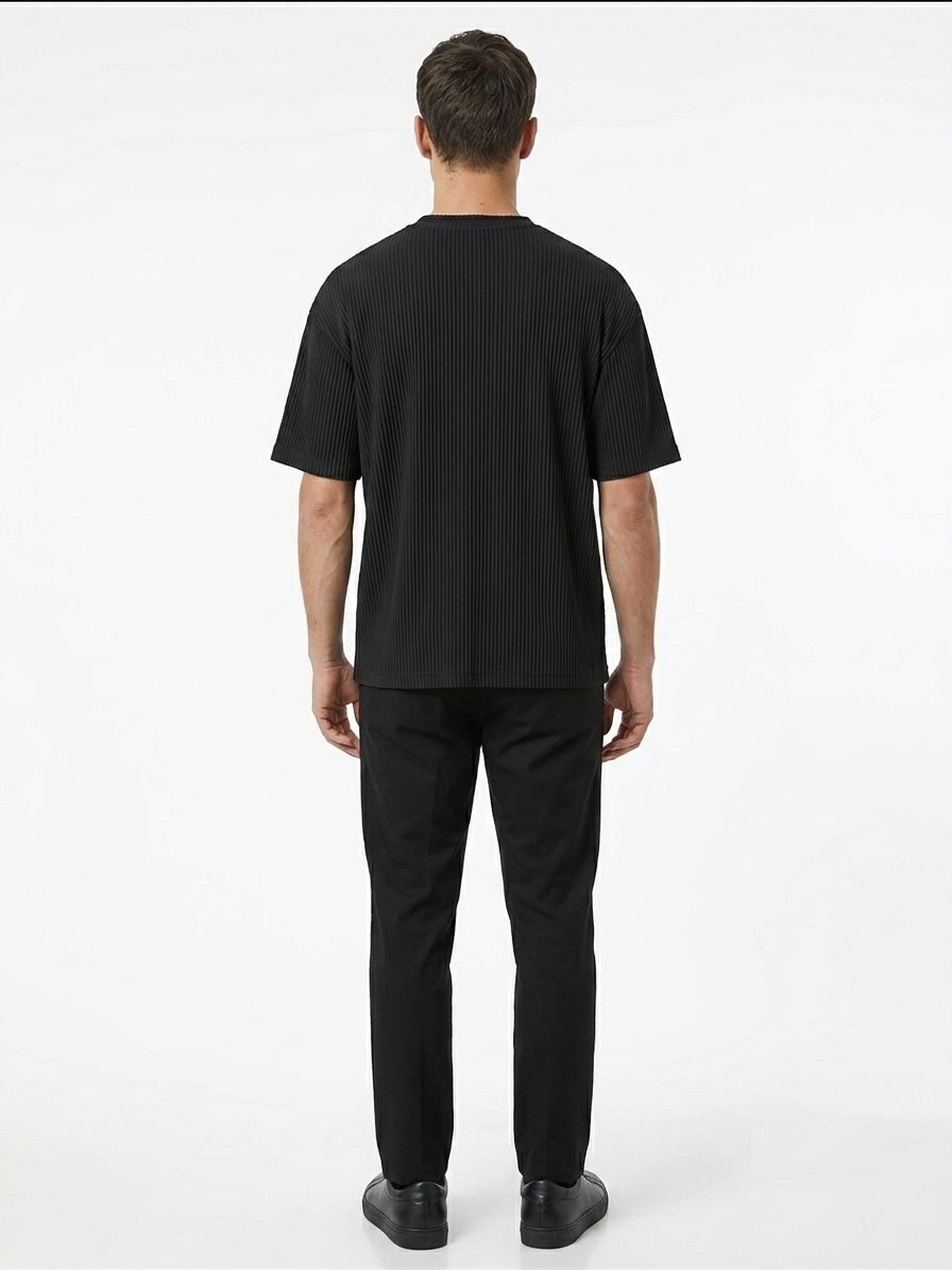 T-shirt basic elasticizzata a coste nero