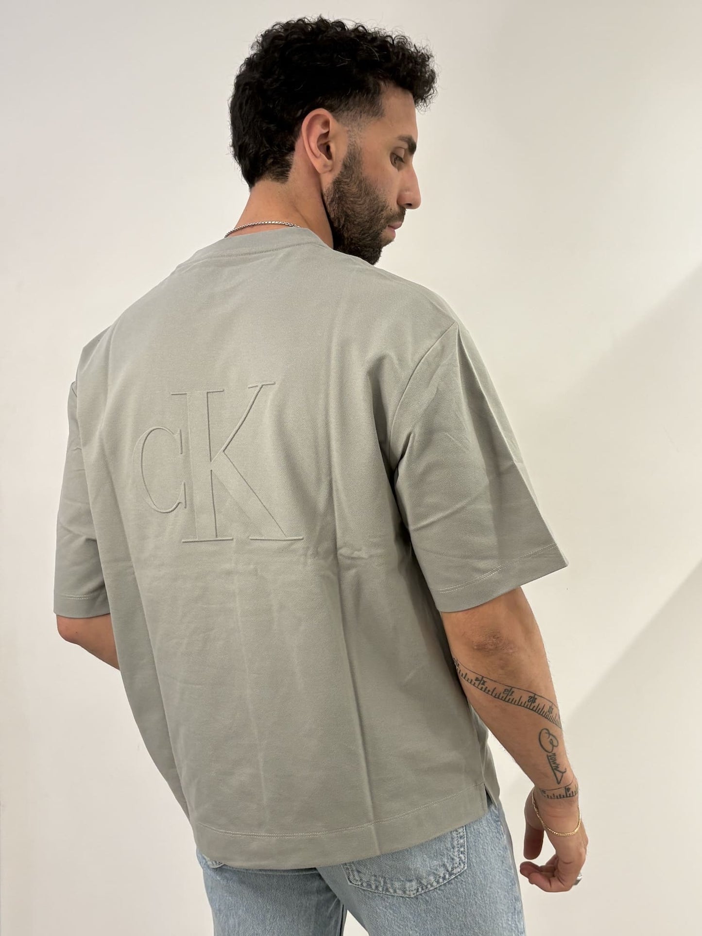 T-shirt Calvin Klein boxy fit