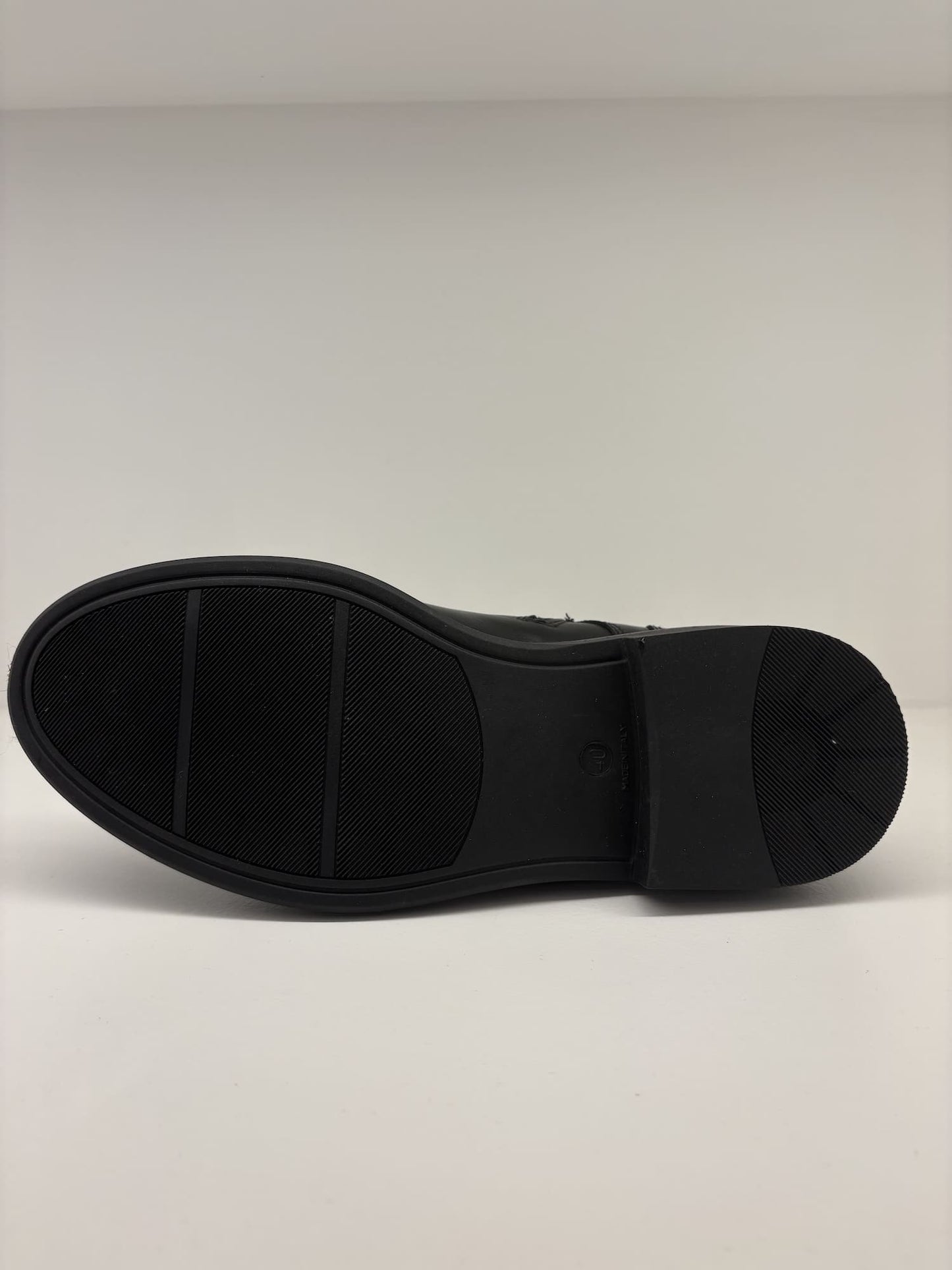 Stivaletto uomo in pelle con cerniera