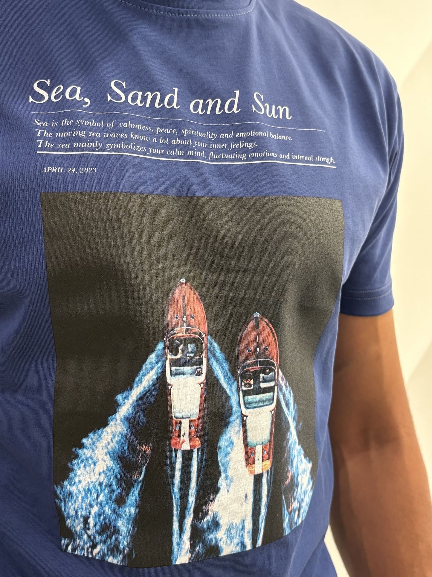 T-shirt Out/Fit con stampa