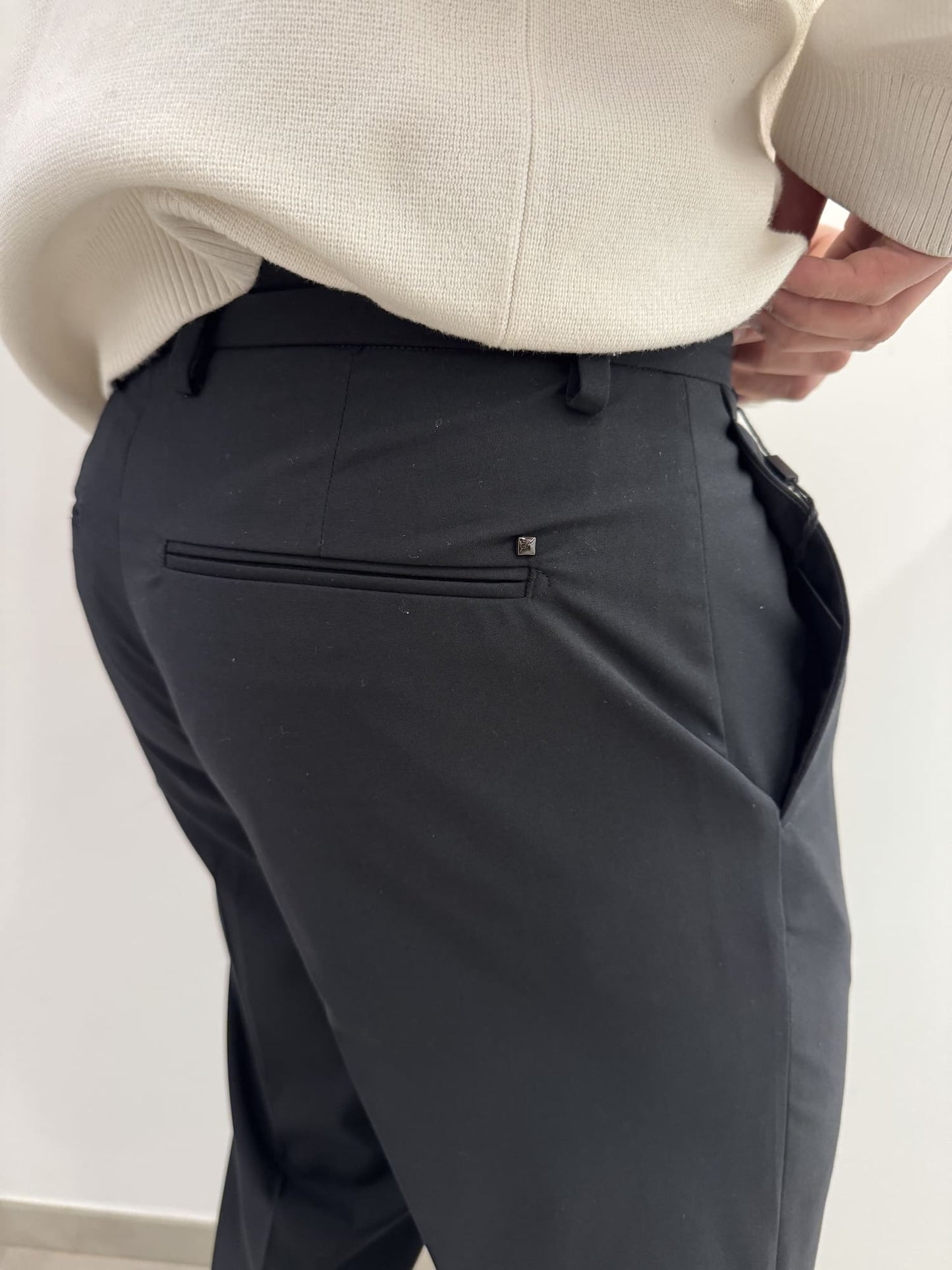 Pantalone tailored fit baggy