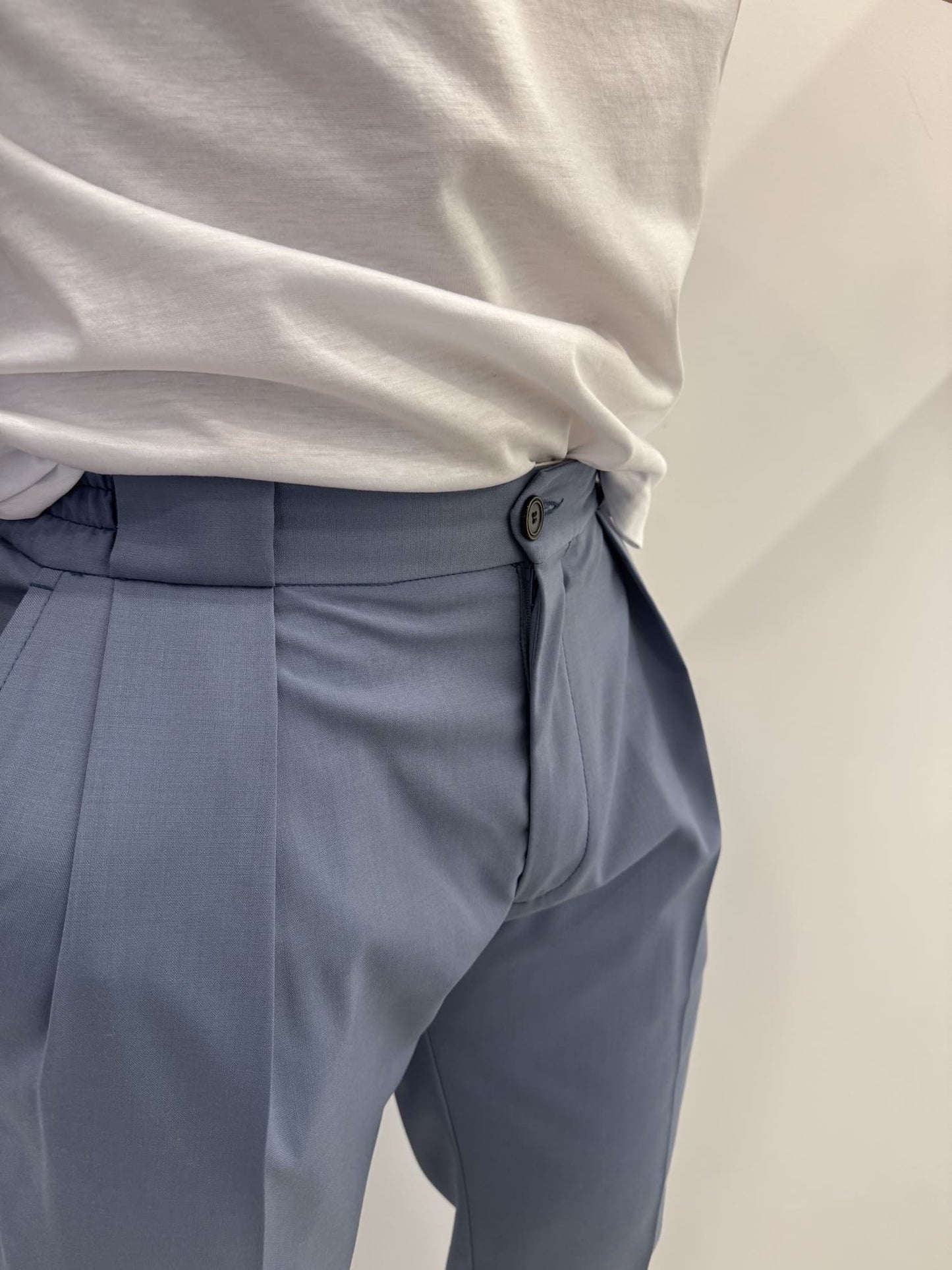 Pantalone semi elegante con elastici sui fianchi