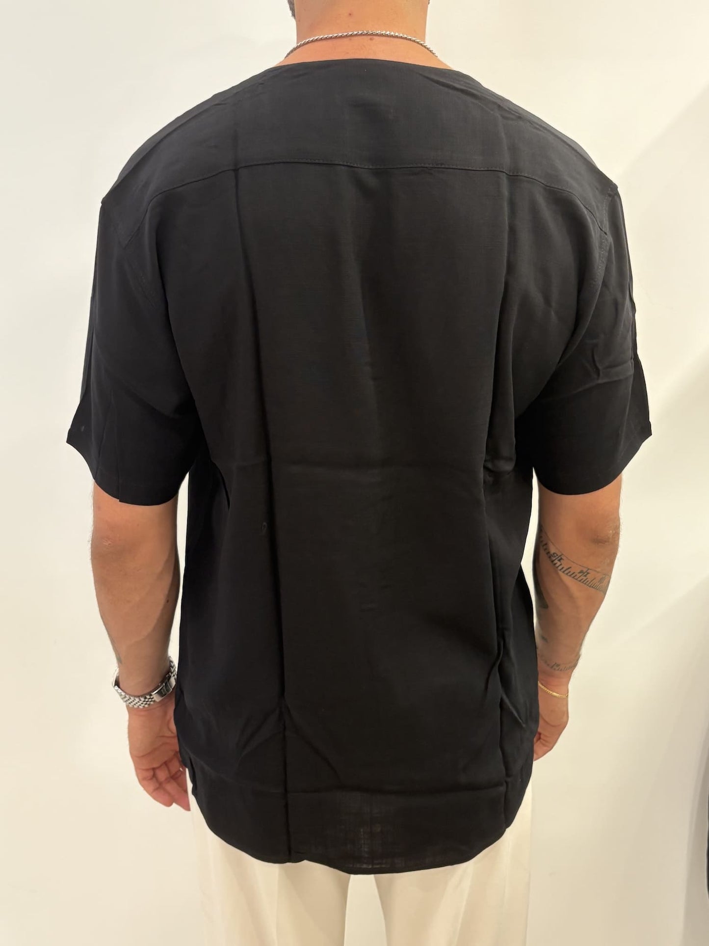 Camicia senza collo scollo a V