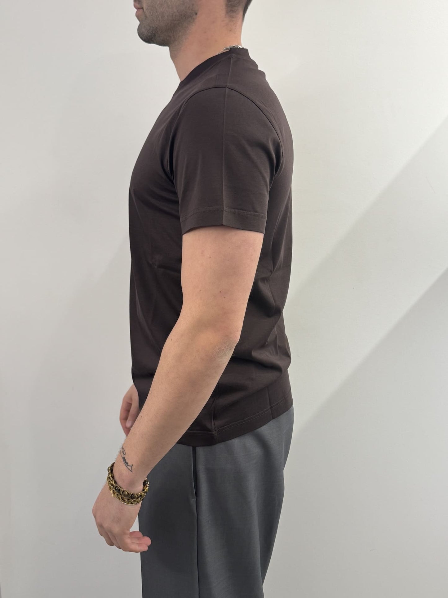 T-shirt Out/Fit