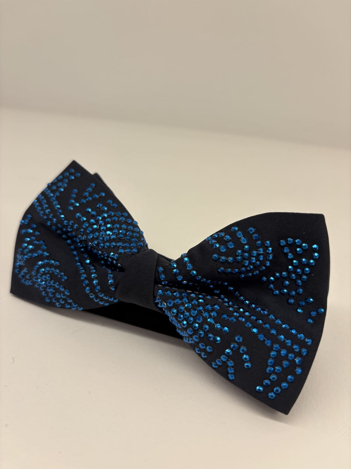 Papillon raso blu