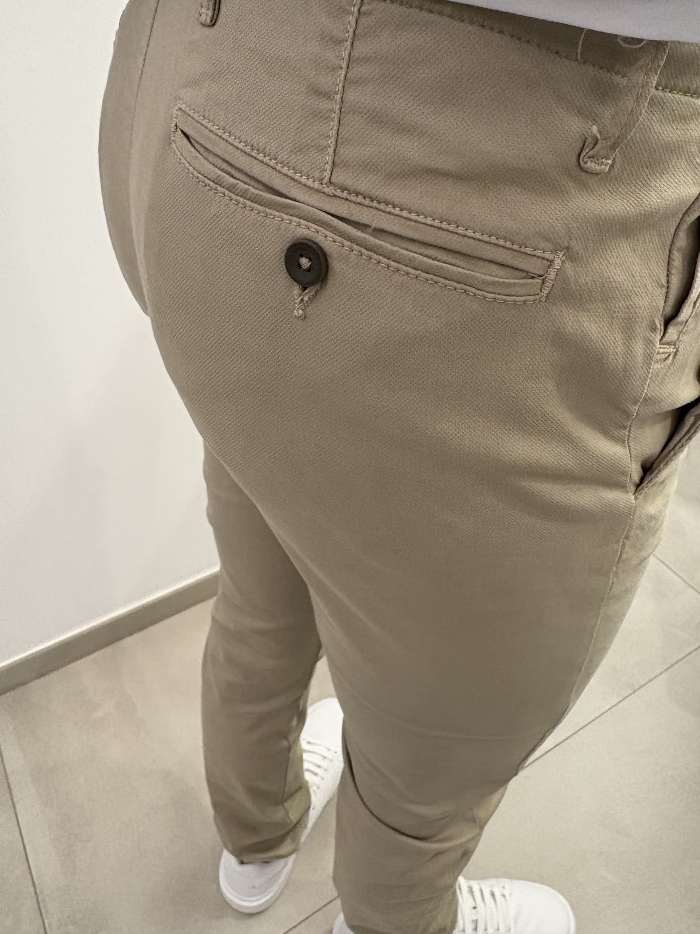 Pantalone uomo tasca America vestibilità slim