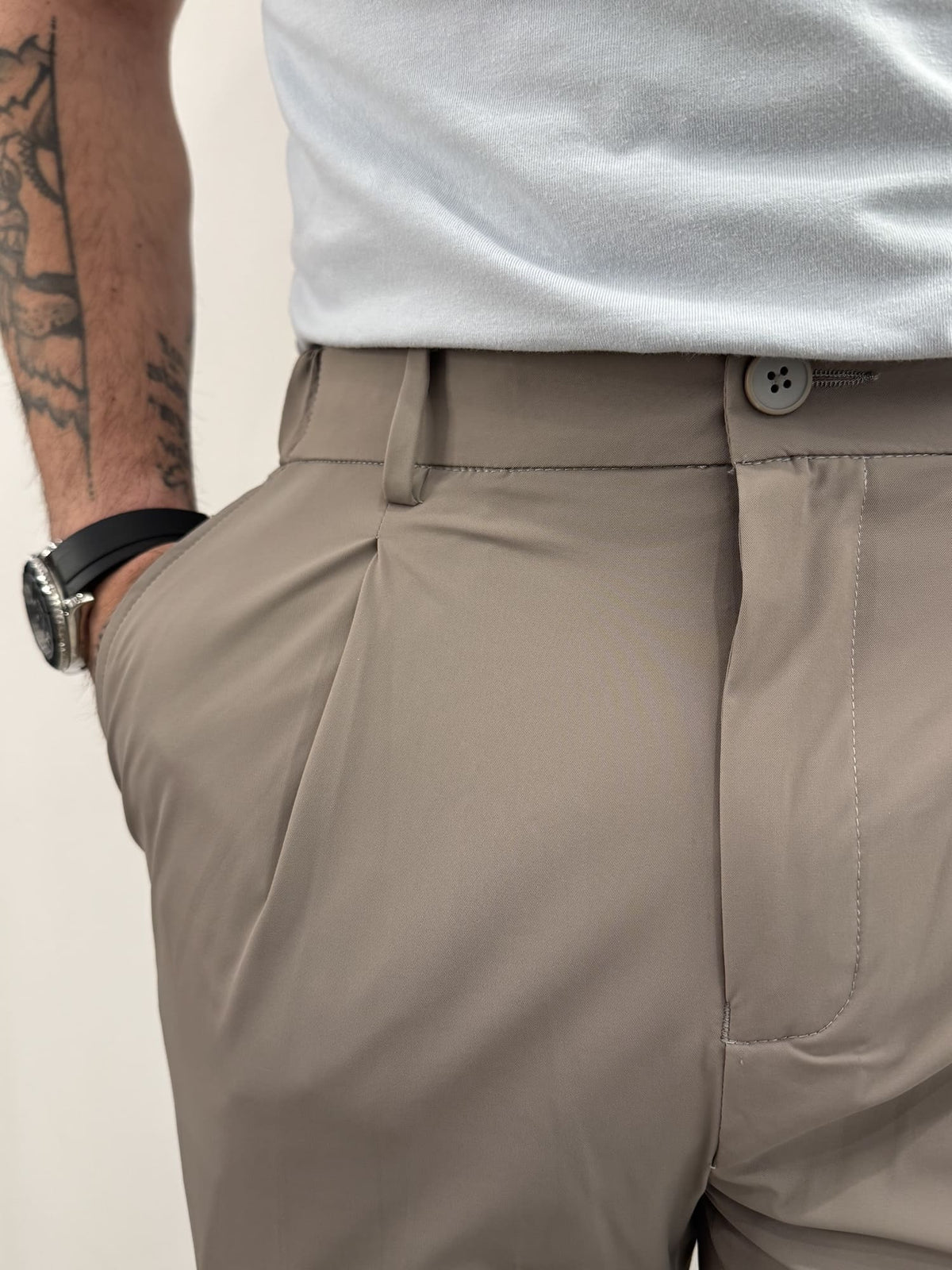 Pantalone con pence Hamaki-Ho fango