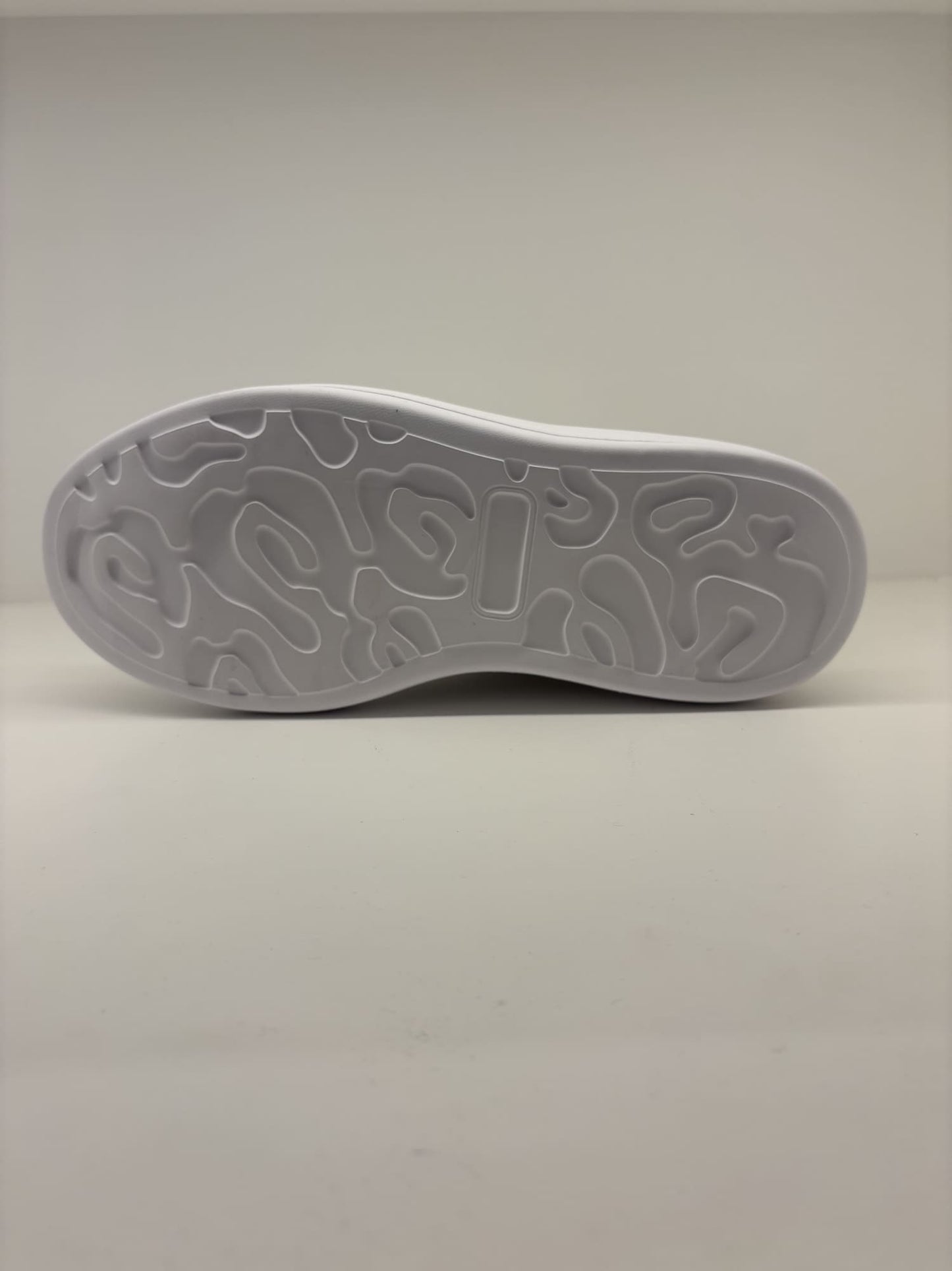 Sneakers Refrigue con para alta