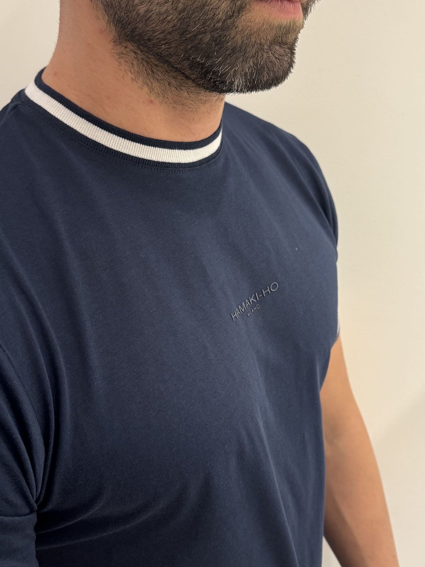 T-shirt giroccolo con bordino