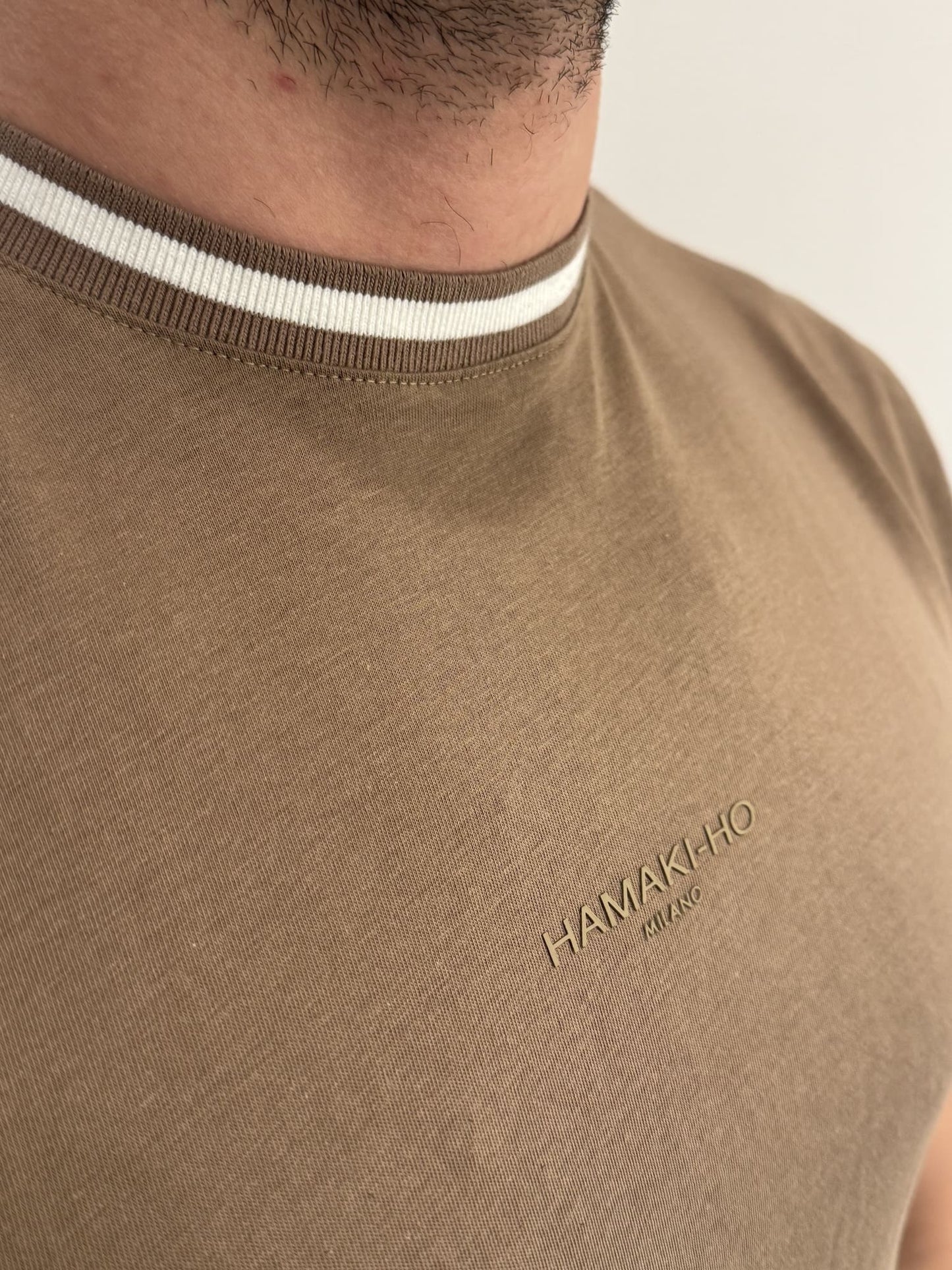 T-shirt giroccolo con bordino