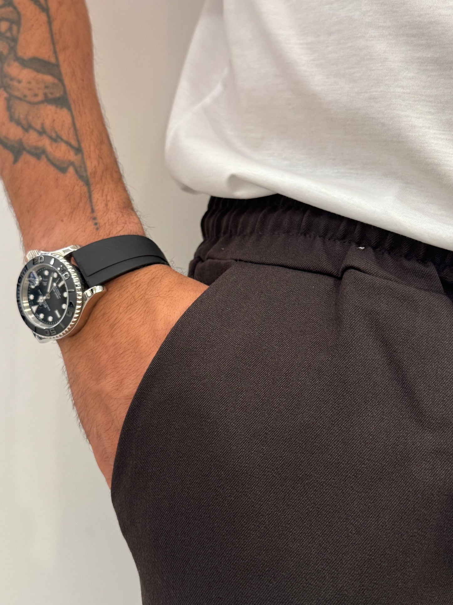 Pantalone uomo con molla in vita