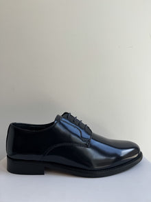 Scarpa stringata elegante abrasivata