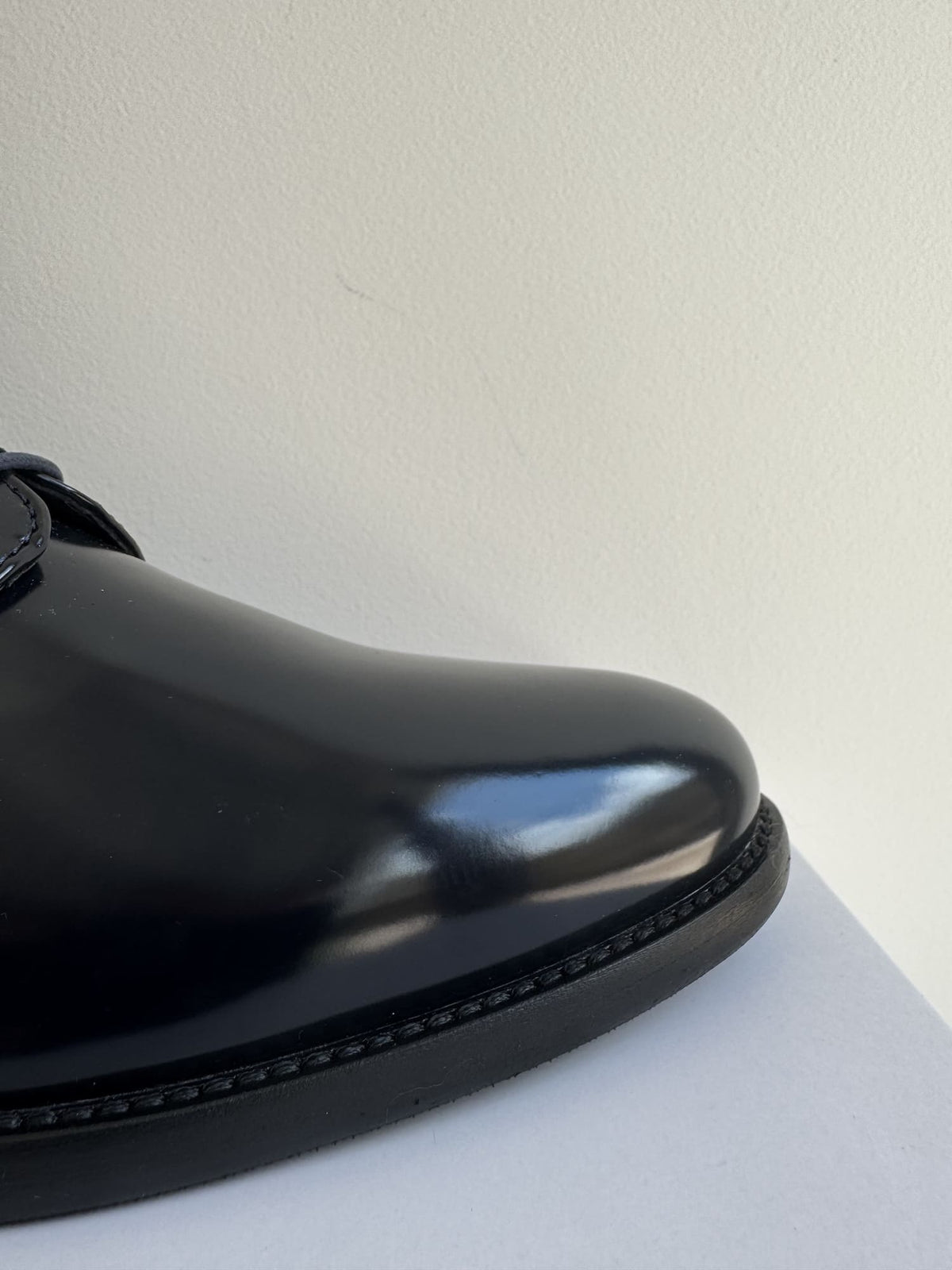 DIVAR Scarpa Stringata Elegante in Vera Pelle Blu