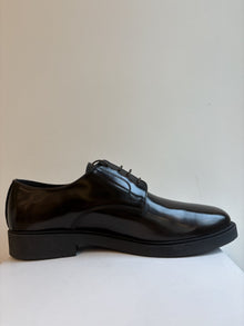 Scarpa uomo stringata fondo gomma