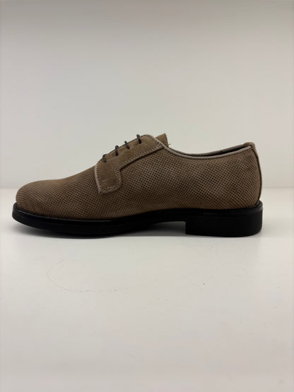 Scarpa casual in camoscio tortora