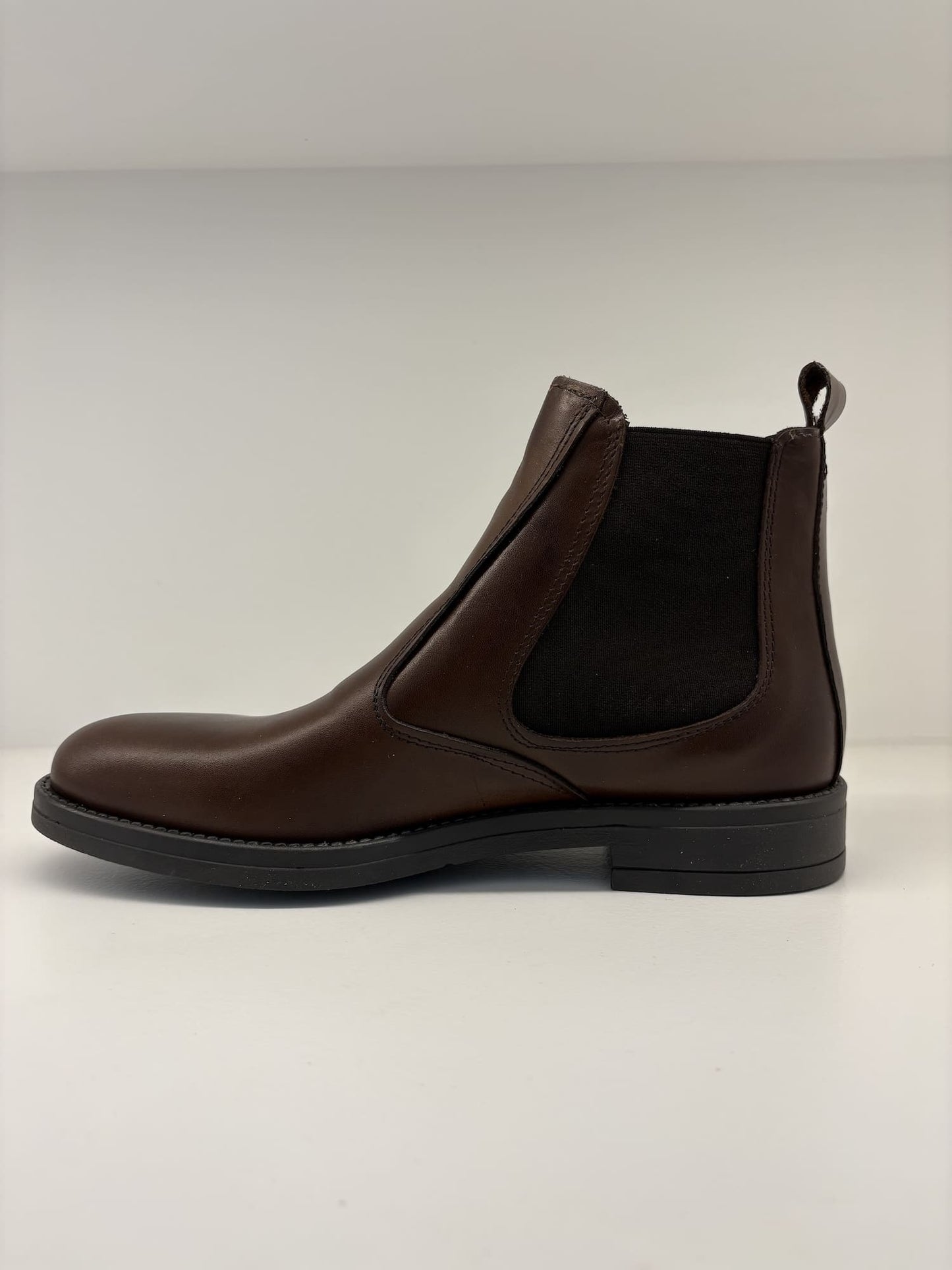 Stivaletto in pelle marrone