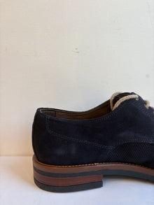 Scarpa casual con lacci