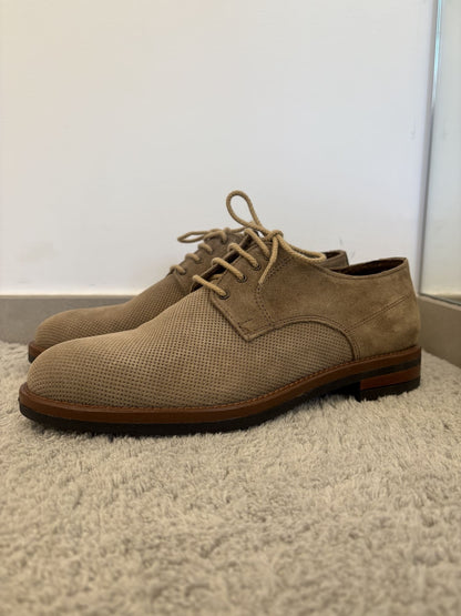 Scarpa casual con lacci