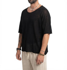 T-shirt over con collo ampio