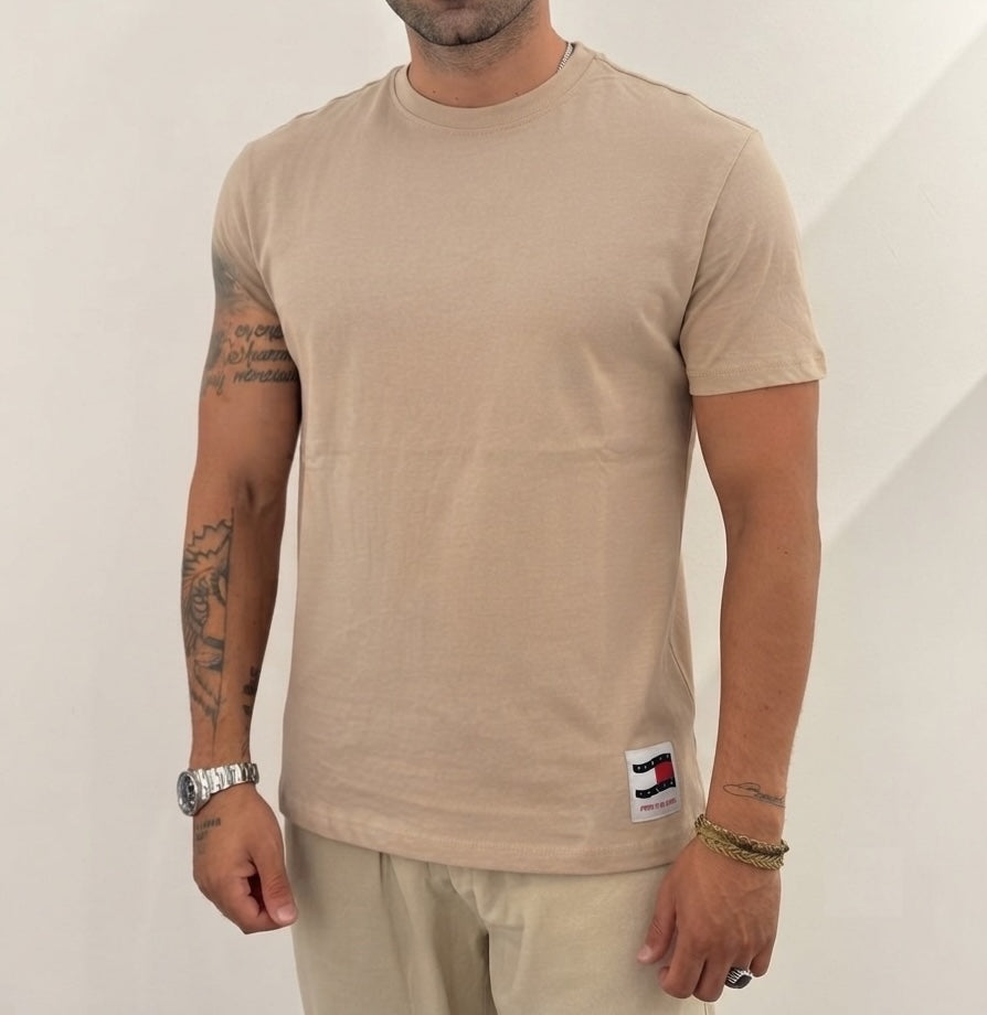T-shirt Tommy Jeans in cotone stampata
