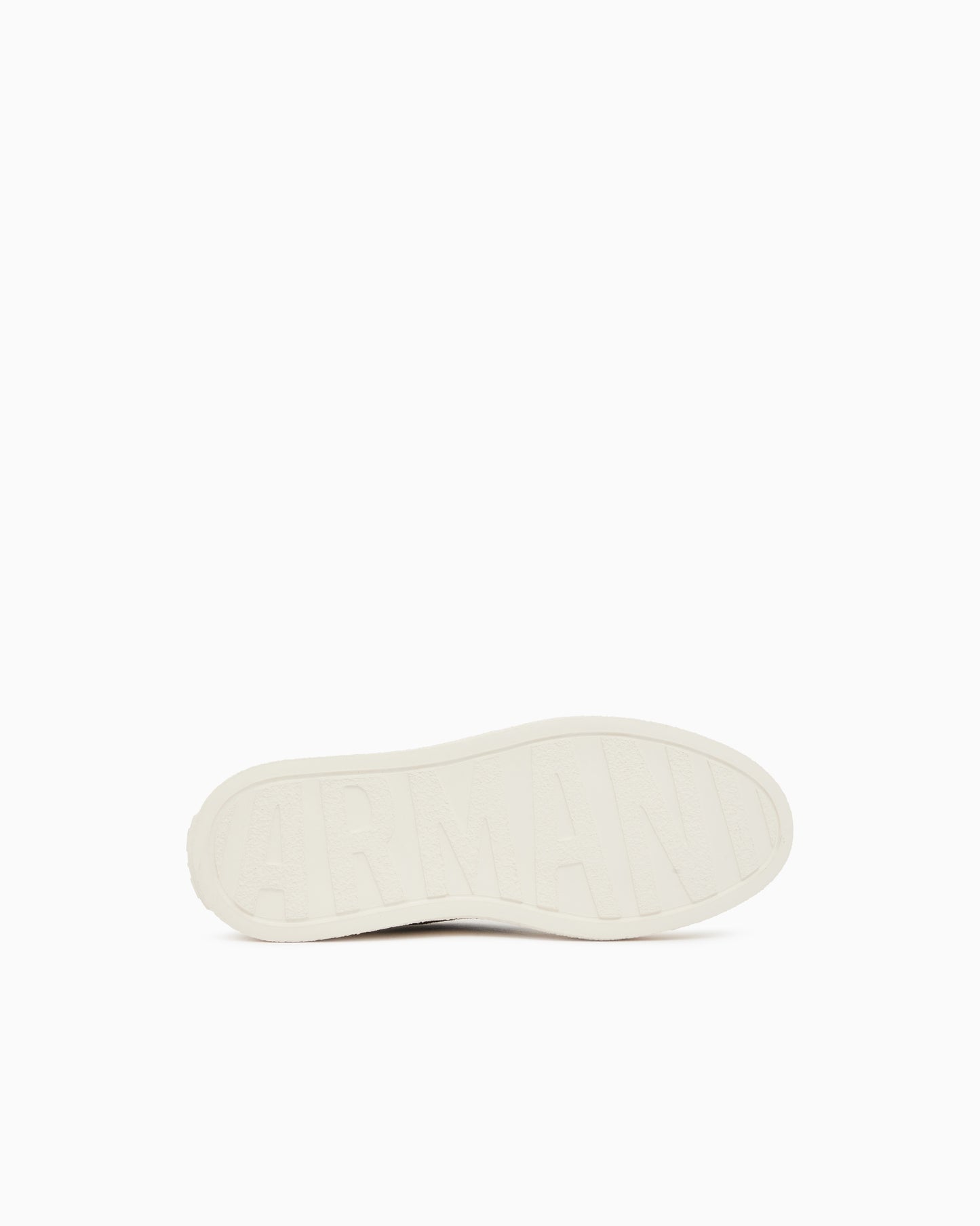 Sneakers stringate effetto martellato con camoscio e logo