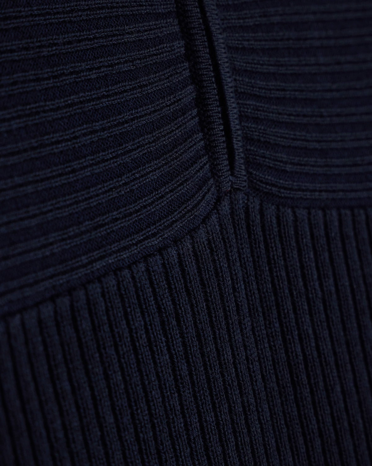 Armani Exchange Pullover Blu Navy - Comfort e Stile