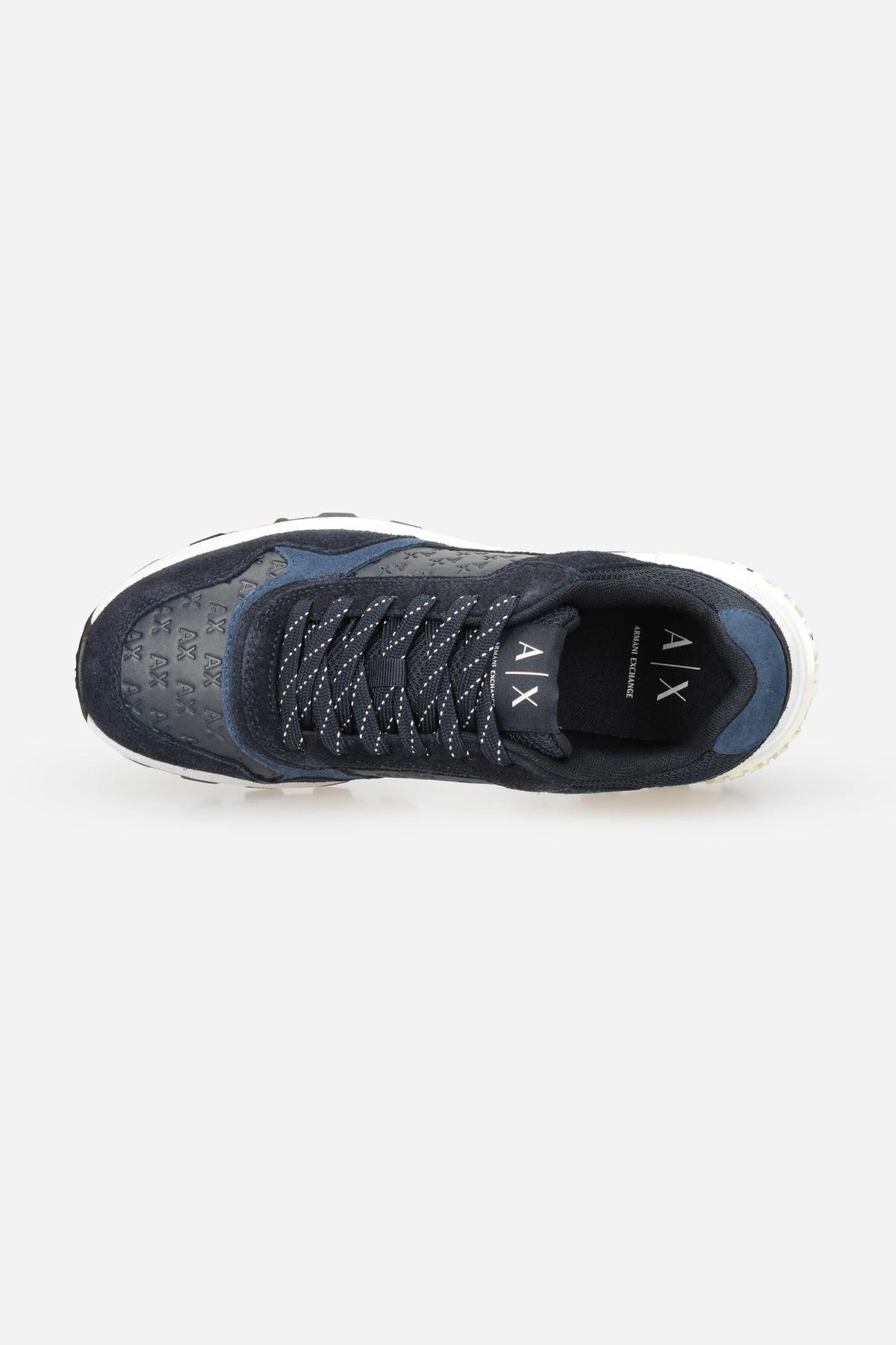 Sneakers in camoscio e mesh con logo all over
