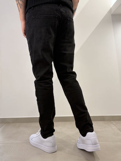 Brown Jeans Nero Strappato Cropped Fit - Stile Unico