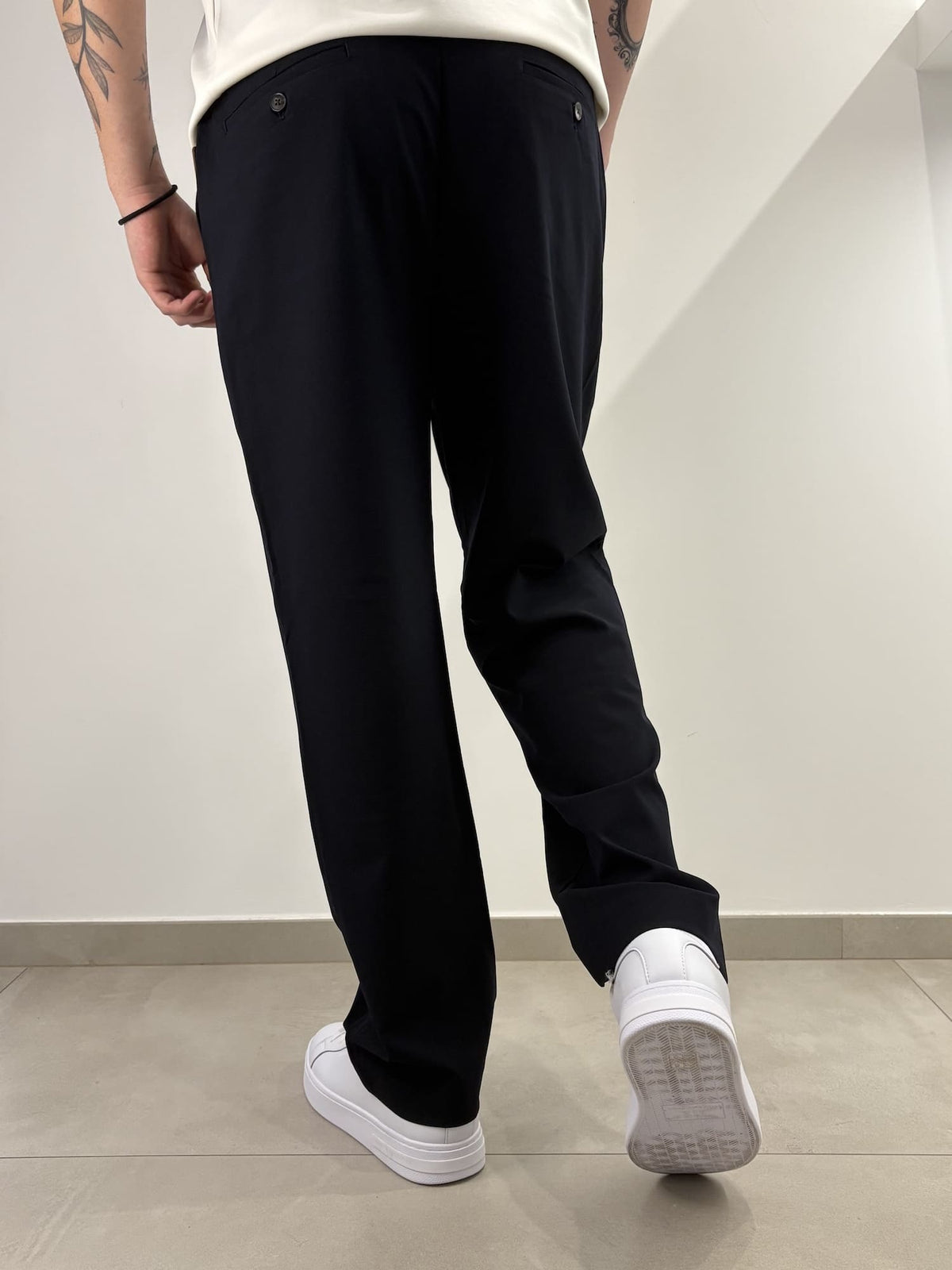 Pantalone semi elegante con elastico in vita