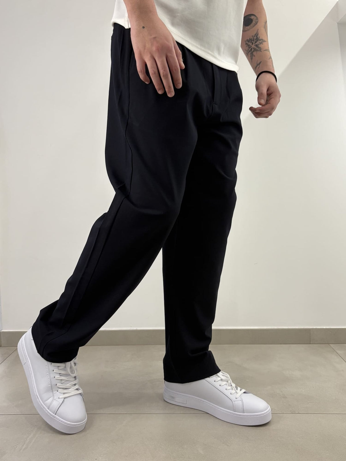Pantalone semi elegante con elastico in vita