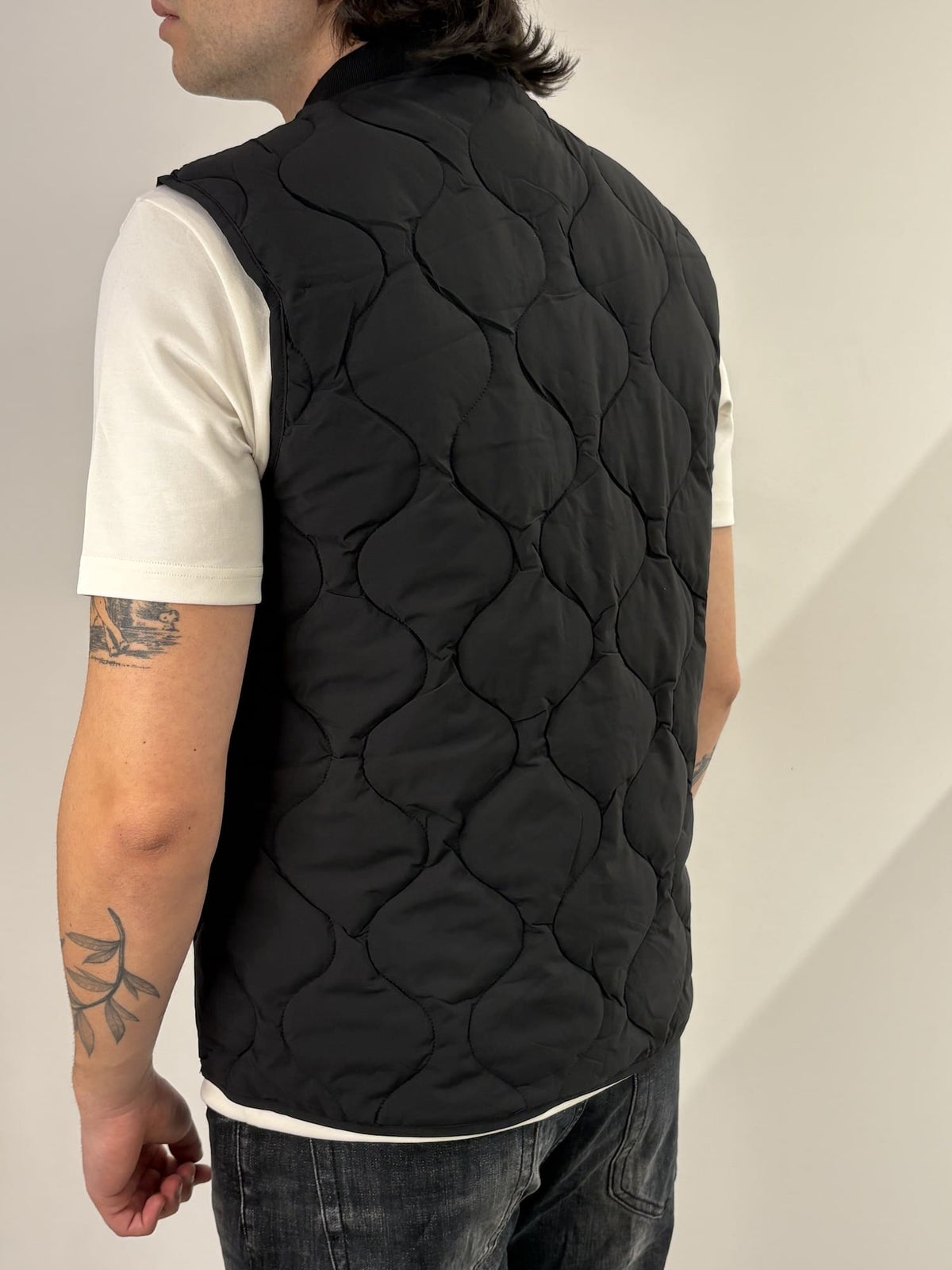 Gilet traforato imbottito
