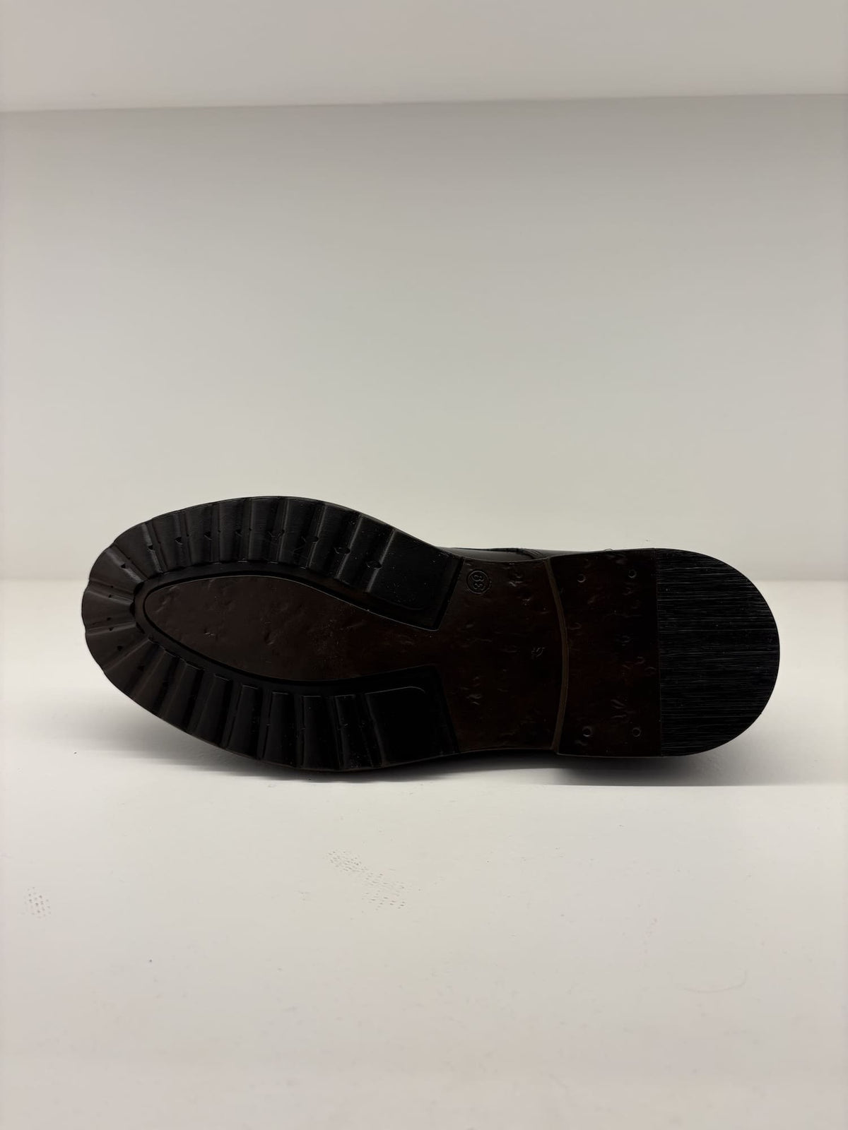 Scarpa da uomo stringata in stile Derby
