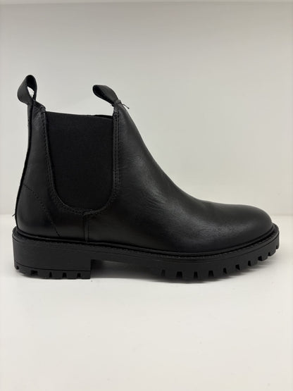 Stivaletto nero in pelle