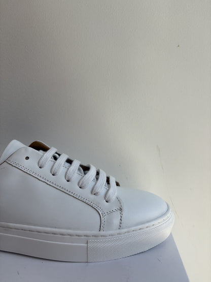 Sneakers bianca in pelle liscia