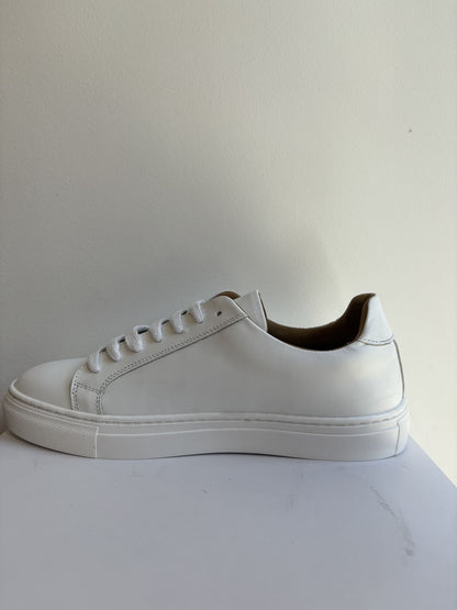 Sneakers bianca in pelle liscia