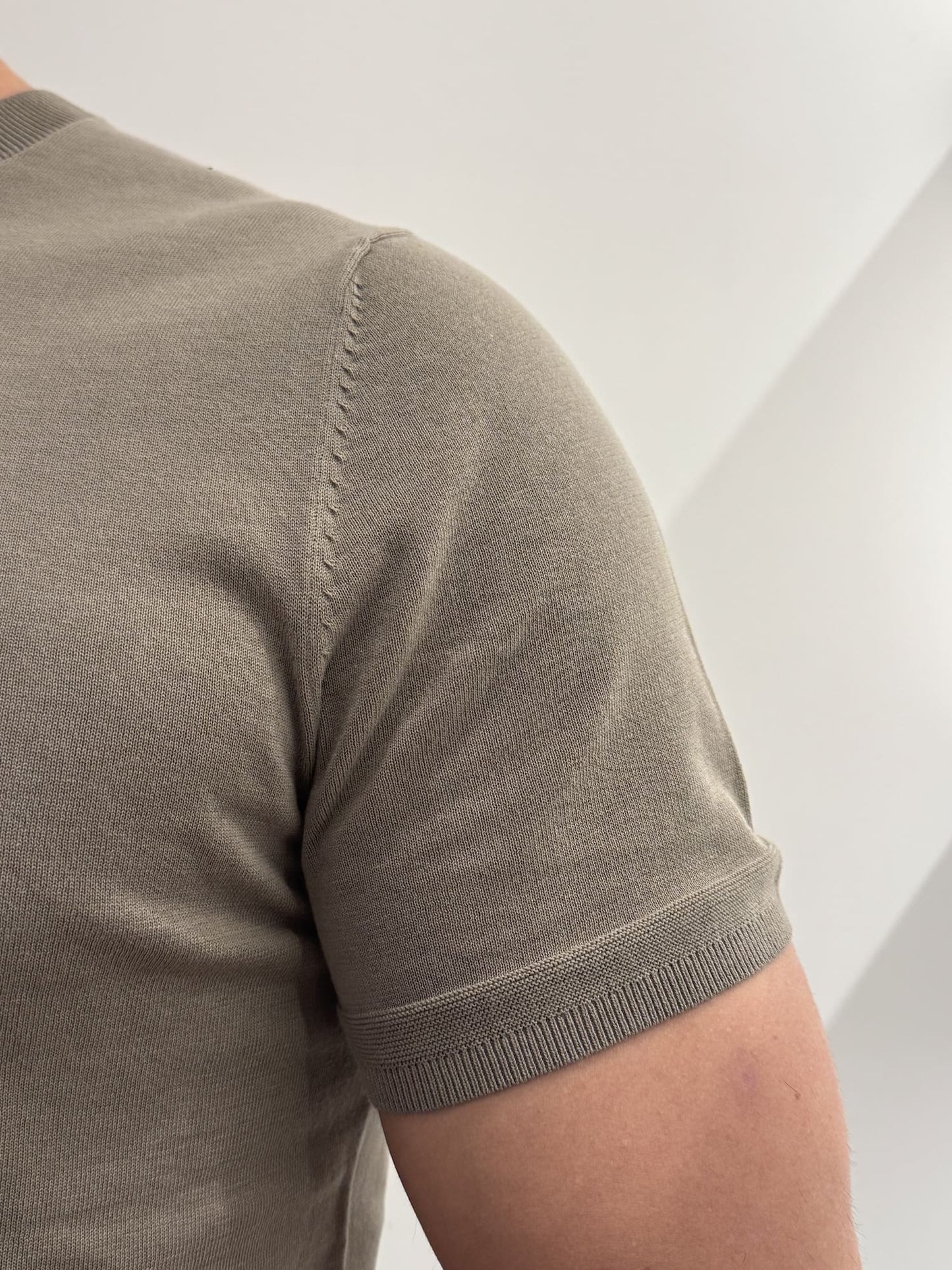 T-shirt in filo girocollo extrafine