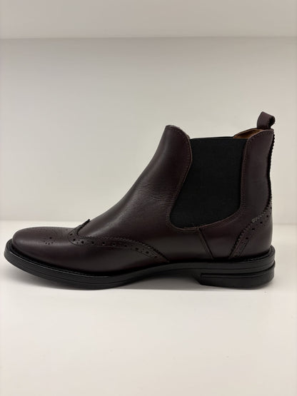 Stivaletto in pelle punta inglese