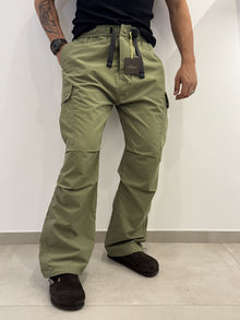 Pantalone cargo tessuto tecnico