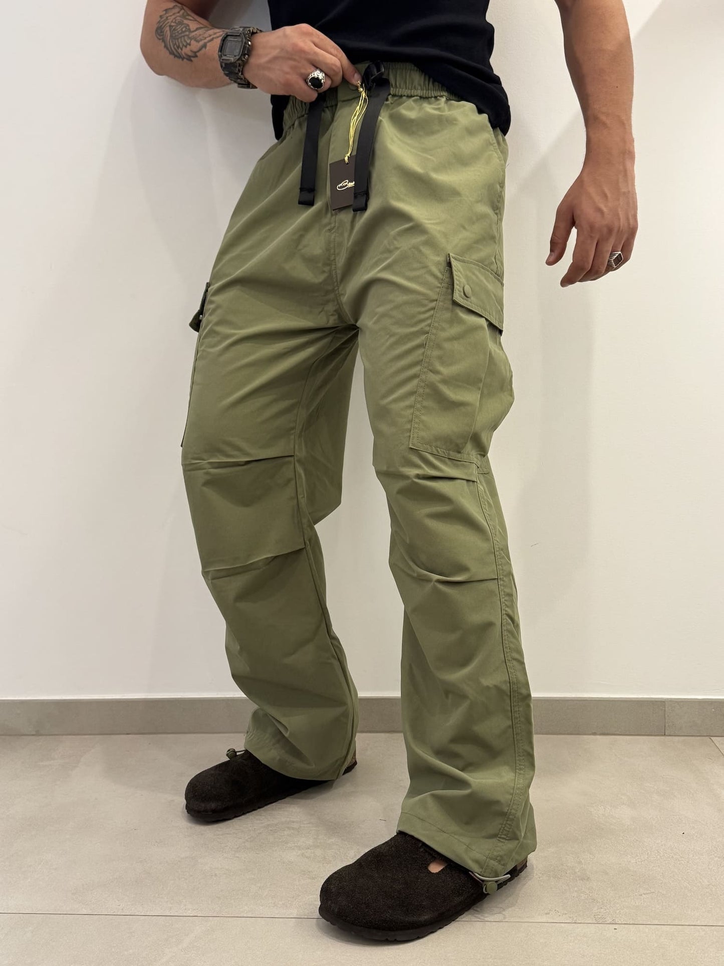 Pantalone cargo tessuto tecnico