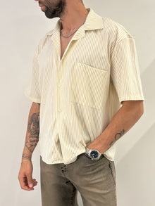 Camicia over a righe bianca e beige